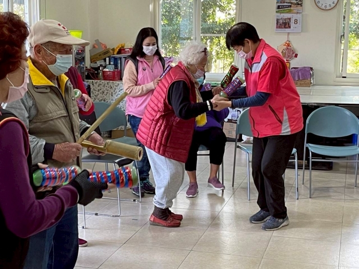LINE_ALBUM_劉鳳蘭老師團體教學照片_250515_3 LINE_ALBUM_劉鳳蘭老師團體教學照片_250515_3