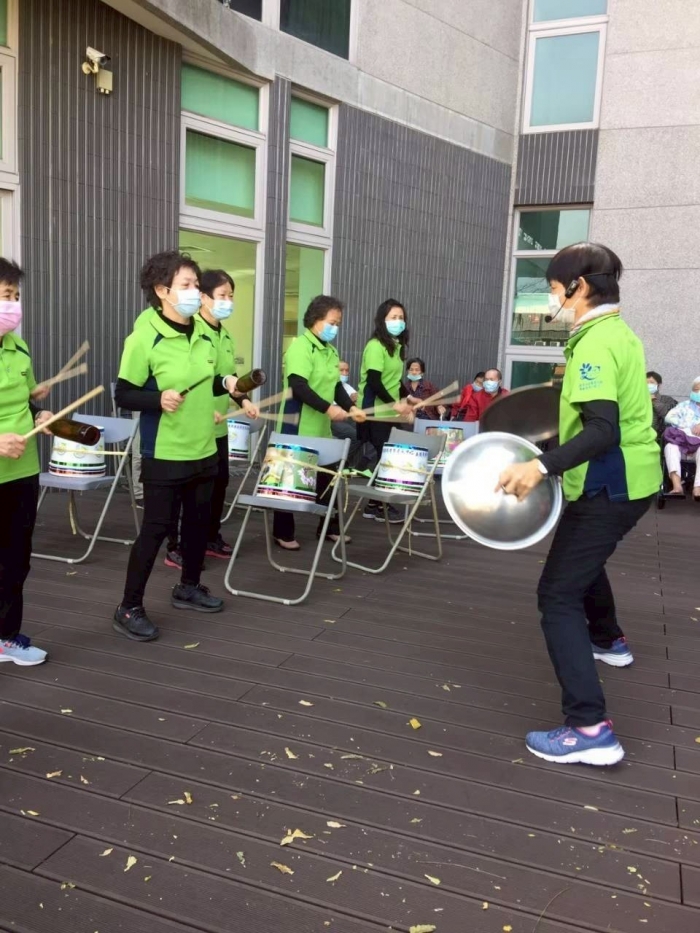 LINE_ALBUM_劉鳳蘭老師團體教學照片_250515_7 LINE_ALBUM_劉鳳蘭老師團體教學照片_250515_7