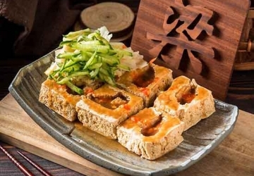 梁家臭豆腐